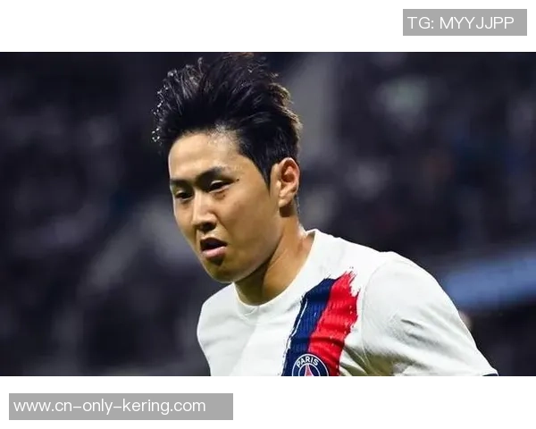 李刚仁所属的大巴黎跌至法甲第二，韩媒惊诧：加盟后初次面对“无冠危机”